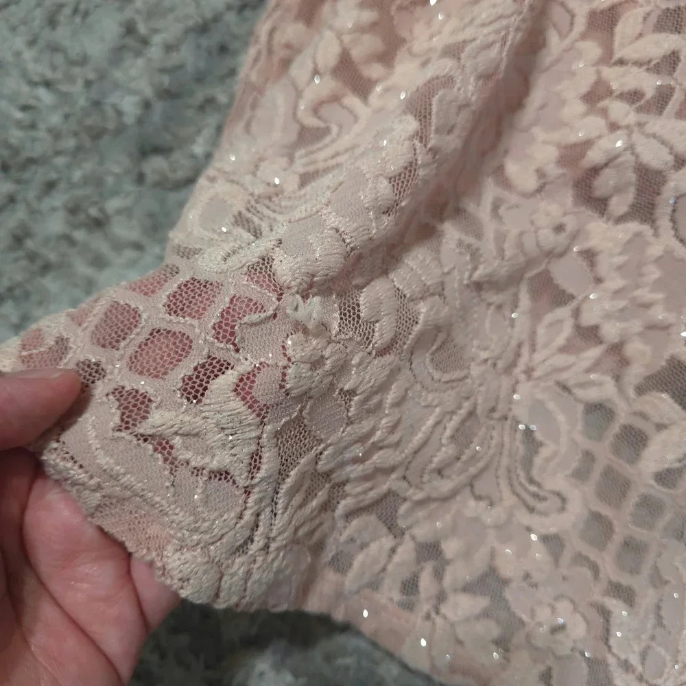 ✨️4/$20. Juniors Scalloped Lace High-Low Cocktail & Wedding Guest Formal Dress - Picture 8 of 16